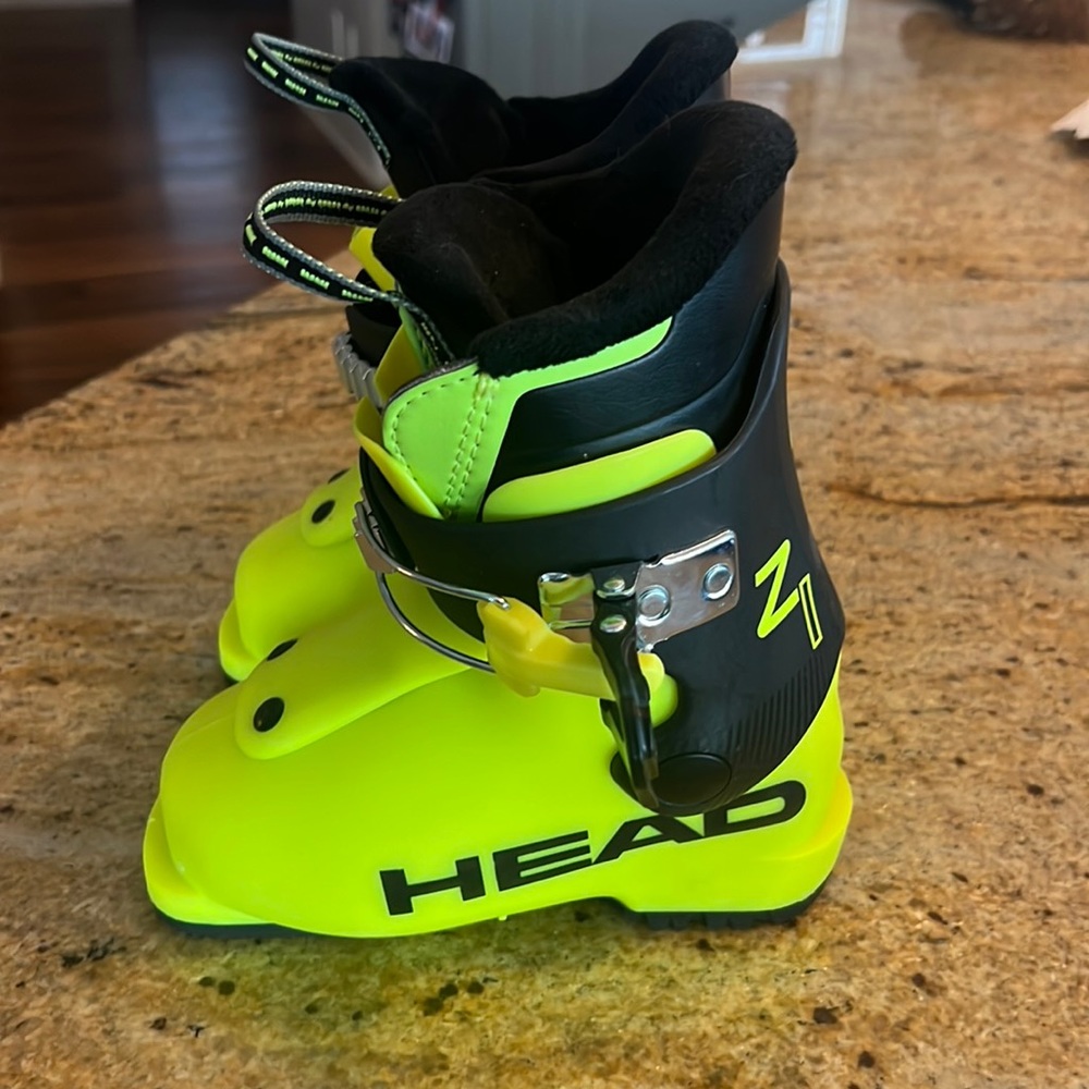 Kids HEAD ski boot size 16.5 (12.5)